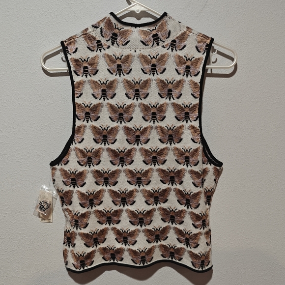 NWT Anthropologie Maeve Sarah Gordon Bee Moth Sweater Small Tight Knitted - Picture 3 of 6